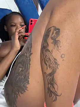 SexxyLunar: вебкам-шоу