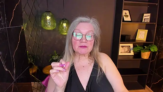 NataliMellow webcam show