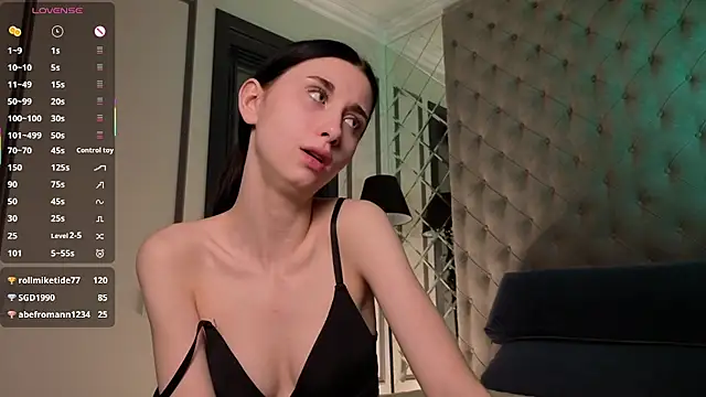 MiguelinaRasmuson élő XXX-chatje