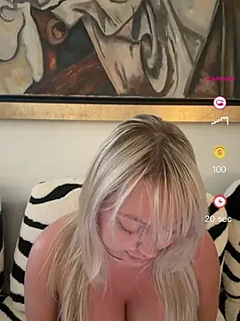 Živý XXX chat misstitmouseofficial