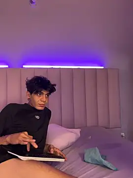 abrilandjulian 网络视讯表演