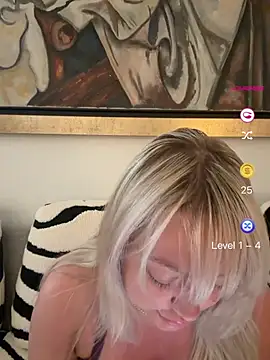 Chat XXX en directo de misstitmouseofficial