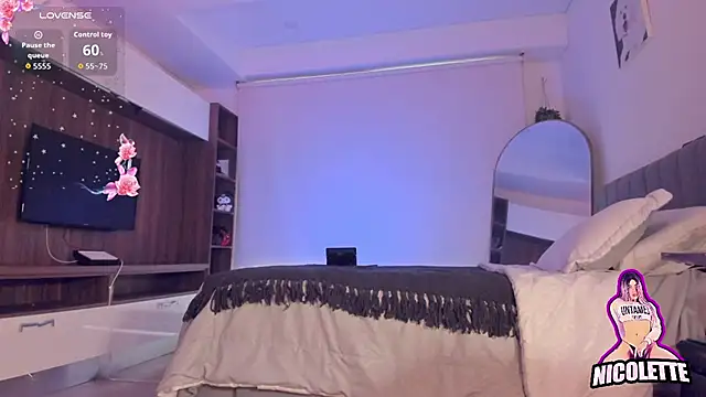Show de nicolette_tay na webcam
