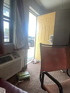 Stressreliever82's Live XXX Chat