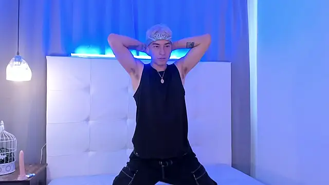 Вебкам-шоу Thiago_2003_