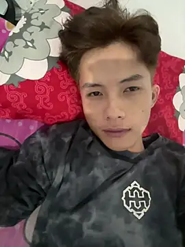 Nguyencuong1999 网络视讯表演