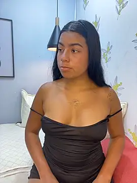 Laia_white's Live XXX Chat