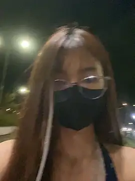 __BabyShowPublic__ élő XXX-chatje