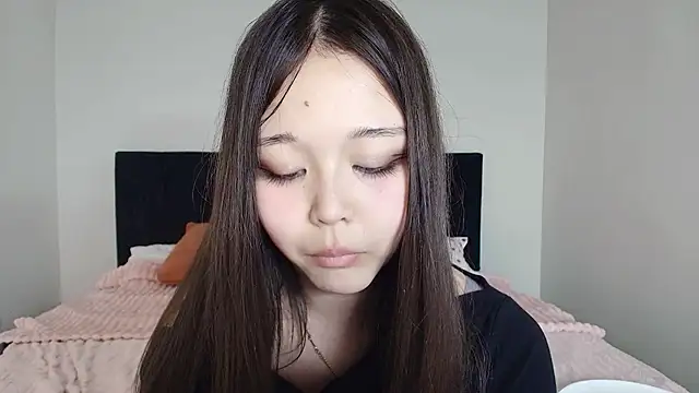 sayanim0 Adlı Modelin Canlı XXX Sohbeti