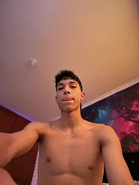 RoughDiamond_n Webbikameraesitys