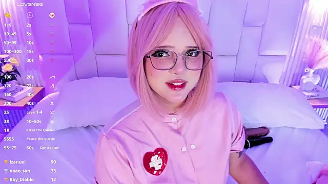 แชท XXX สดของ NanaOsaky