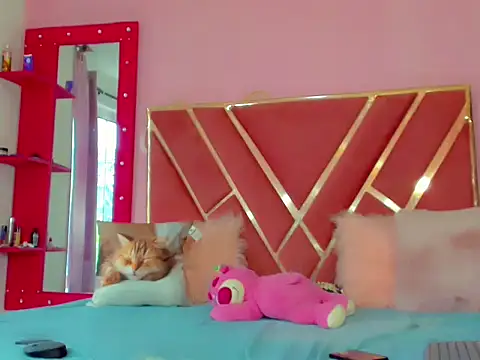 Dollcute_n Webbikameraesitys