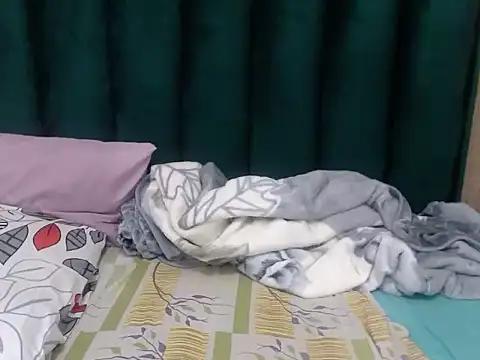 CaramelMelons78's Live XXX Chat