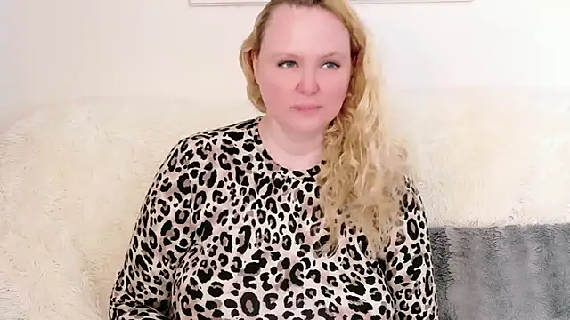 دردشة Sarah4you الجنسية المباشرة