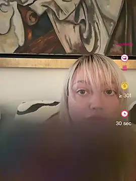 XXX chat uživo modela misstitmouseofficial