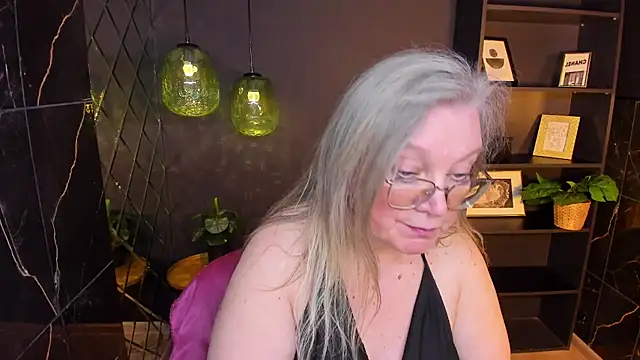 NataliMellow Chat XXX live