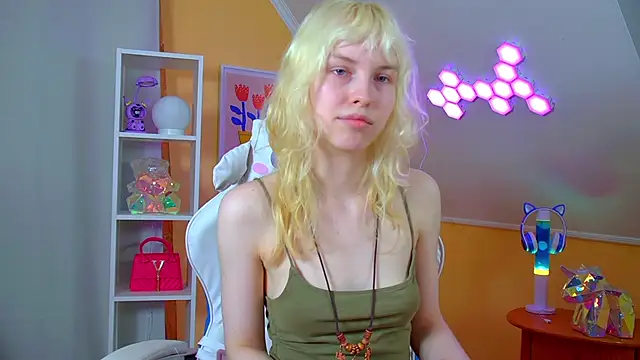 HannahHollis' Live XXX Chat