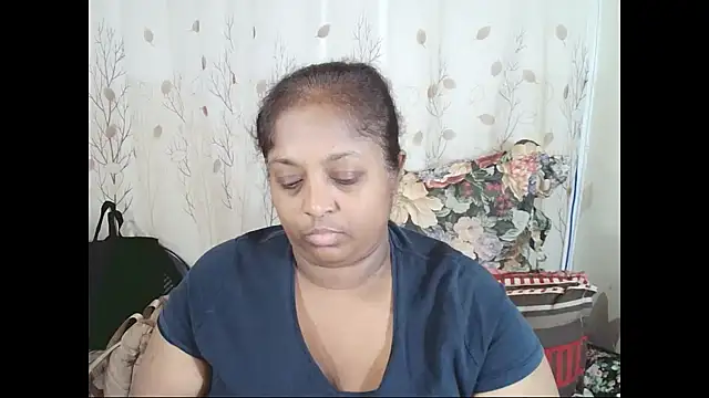 Indiantasha's Live XXX Chat