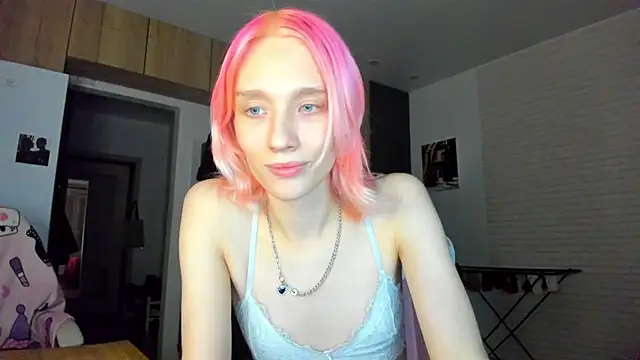 _Alice_Kitty: διαδικτυακό σόου στην κάμερα