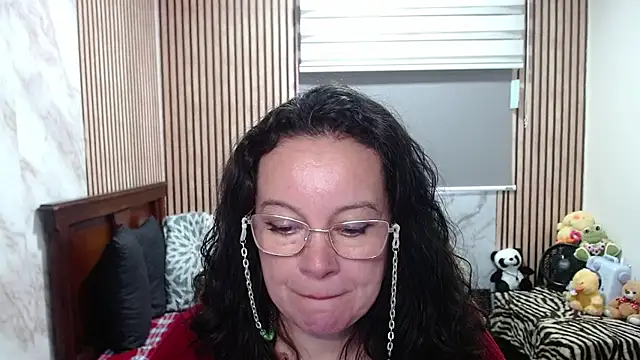 Sonialorens_ Chat XXX in diretta