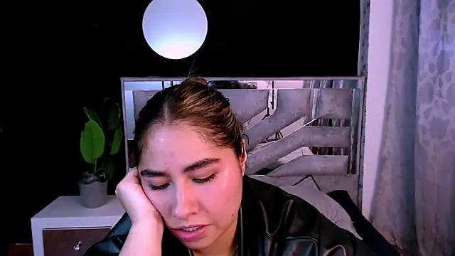 Sofiazaf_ Live XXX Chat