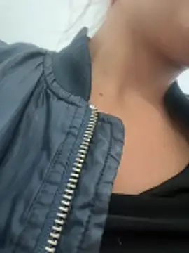 Chat XXX en directo de Queen_Scatlett