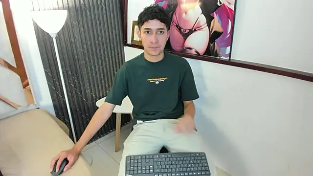 Alantaylorr_ Show Webcam