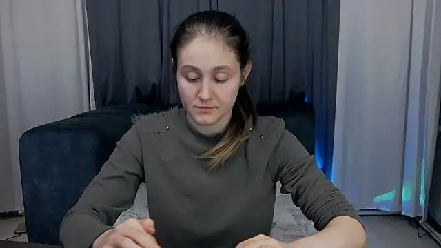 Holliy_CooperのライブXXXチャット