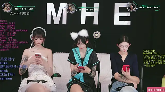 MHe-002 Live XXX-chat