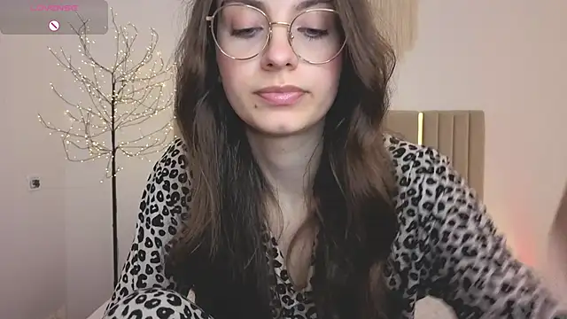 Real_cutie1's Live XXX Chat