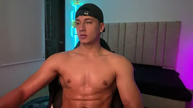 CHRIS_MORGAN1 – Live XXX-chat