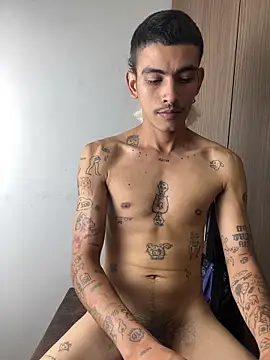 sorry-mom69's Live XXX Chat