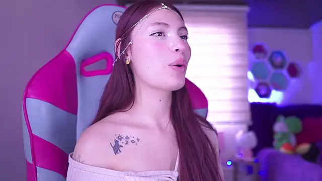 Rebecah_1's Live XXX Chat