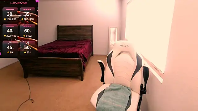 XXX chat uživo modela britteebee