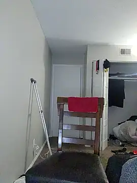 007Giovani: απευθείας συνομιλία ΧΧΧ