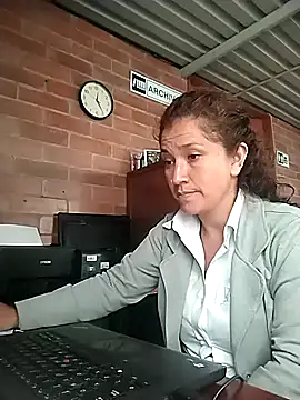 Chat XXX en directo de Cielo_carpentier69