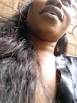 CharlotteMonrroe's Live XXX Chat