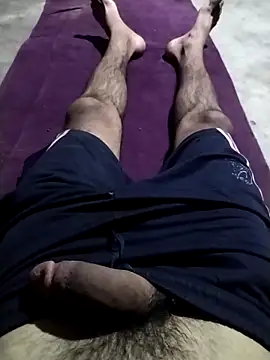 Pokazy przed kamerką – eJesusBHowau