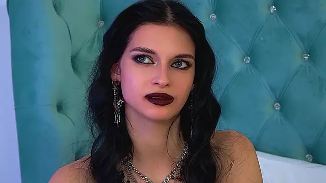 BeverlyMost live XXX chat