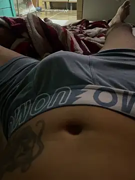 Chat +18 de casadinho_19 ao vivo