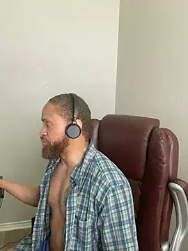 Fathero1time's Live XXX Chat