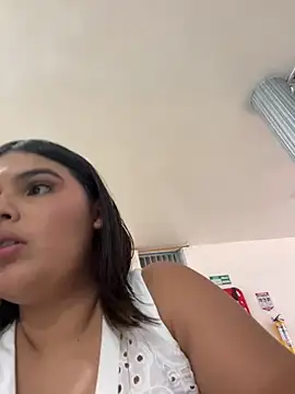 Chatroom XXX en direct de Lia_sexx