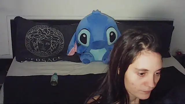 Show modela SoftEdgeBoy na web-kameri