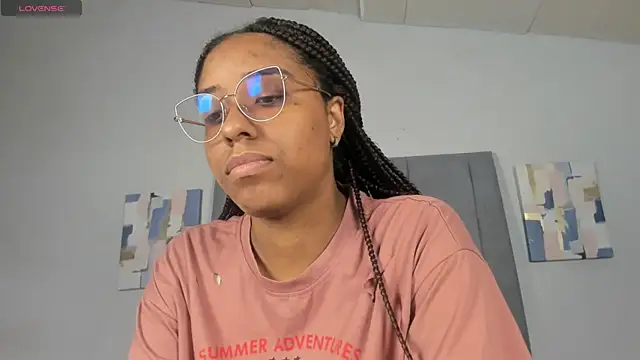 Chat +18 de Sophia_Ebony ao vivo