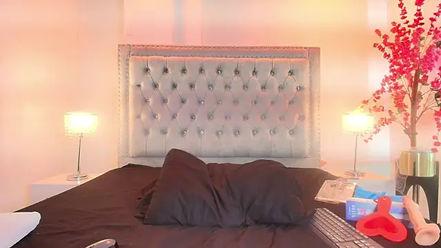 Velora_nigth – Naživo XXX chat