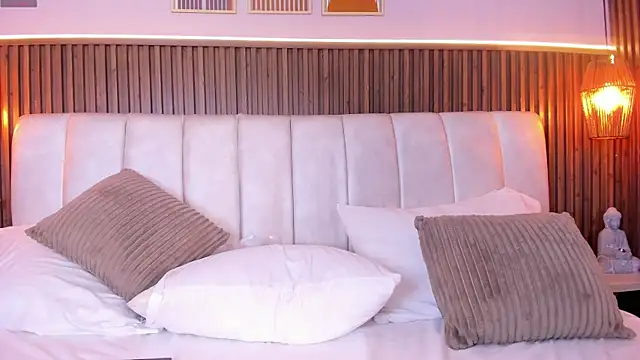 LisaLain Live XXX-chat