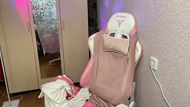 Katrin__kiss' Live XXX Chat