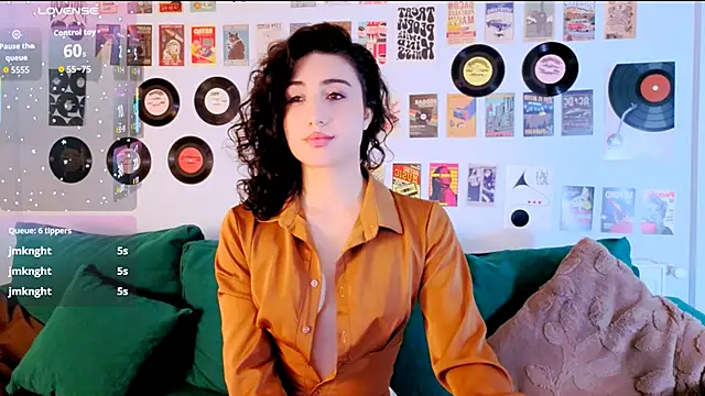 Maya_Rogerss' Live XXX Chat