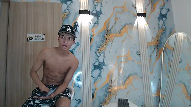 GOLD_BOYS 网络视讯表演