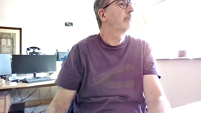 Živý XXX chat HotLucas66